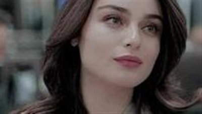 قصة امرأة لا تستطيع ان ترفع بصرها على زوجها لمدة ثلاثة شهور والسبب