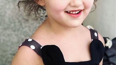روايه كانت الحاجه سميره تجلس بجانب ابنتها_ روايه حياه بقلم اميره رمضان